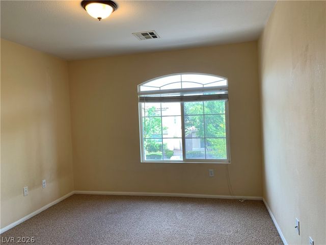 294 POWERBILT Avenue, Las Vegas, NV 89148