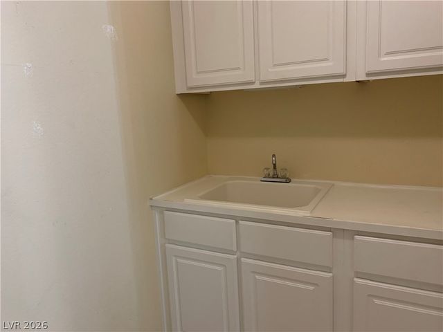 294 POWERBILT Avenue, Las Vegas, NV 89148