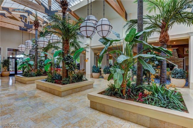 294 POWERBILT Avenue, Las Vegas, NV 89148