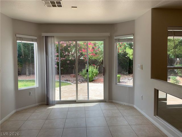 294 POWERBILT Avenue, Las Vegas, NV 89148