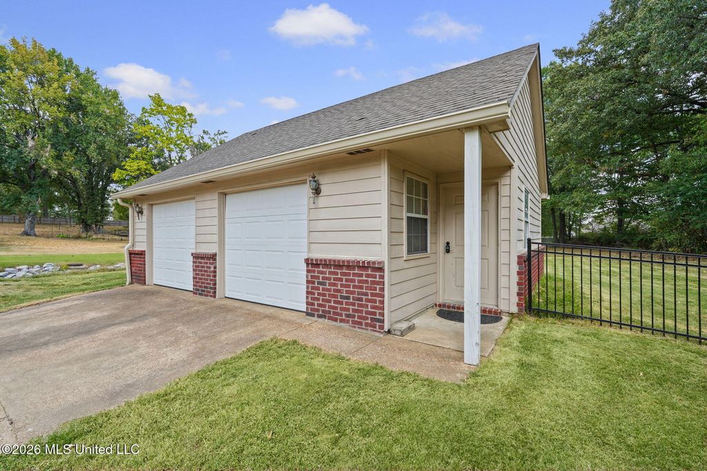 6376 Nellwood Drive, Olive Branch, MS 38654 — photo 4