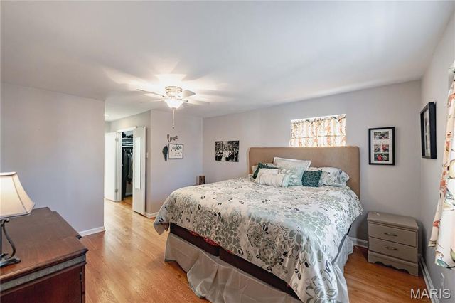 7328 Ravinia Drive, Pasadena Hills, MO 63121