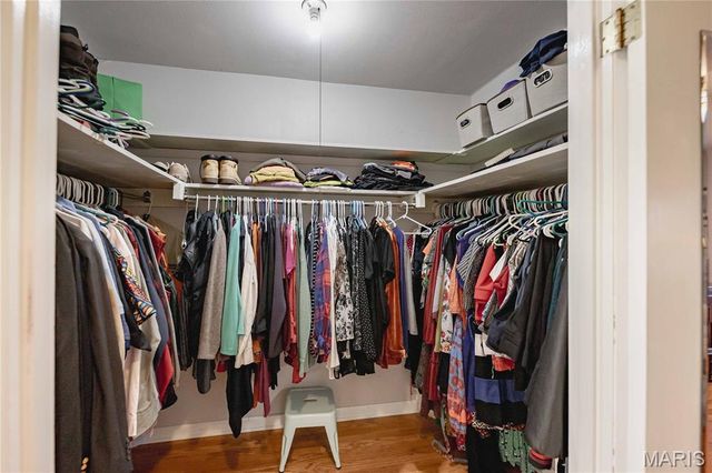 7328 Ravinia Drive, Pasadena Hills, MO 63121