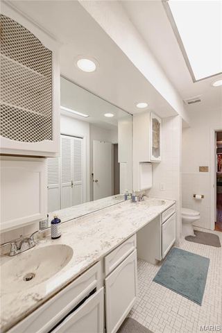 7328 Ravinia Drive, Pasadena Hills, MO 63121