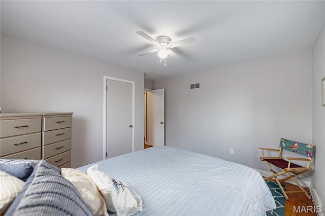 7328 Ravinia Drive, Pasadena Hills, MO 63121