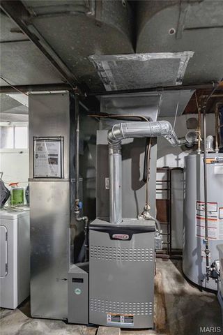 7328 Ravinia Drive, Pasadena Hills, MO 63121