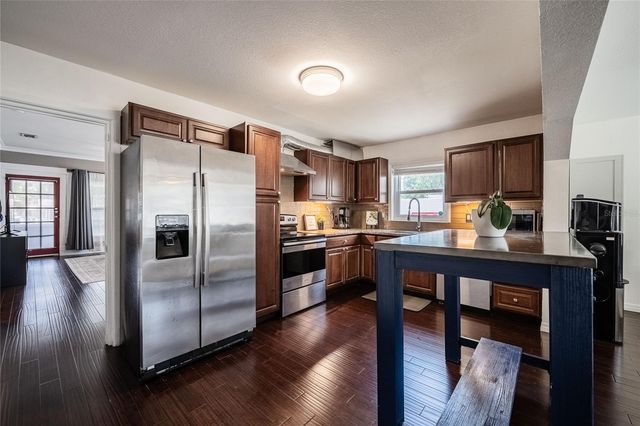 848 VALENCIA STREET E, Lakeland, FL 33805