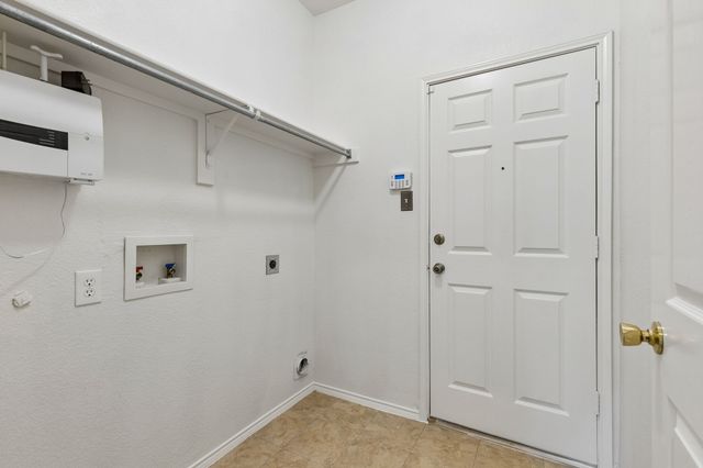 5116 Meridian Lane, Fort Worth, TX 76244
