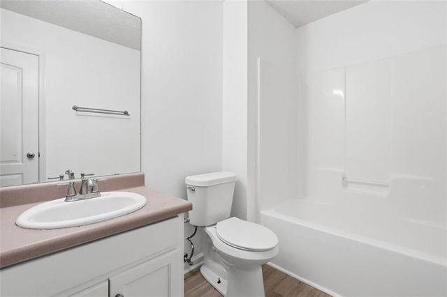 640 Howell Drive, Locust Grove, GA 30248