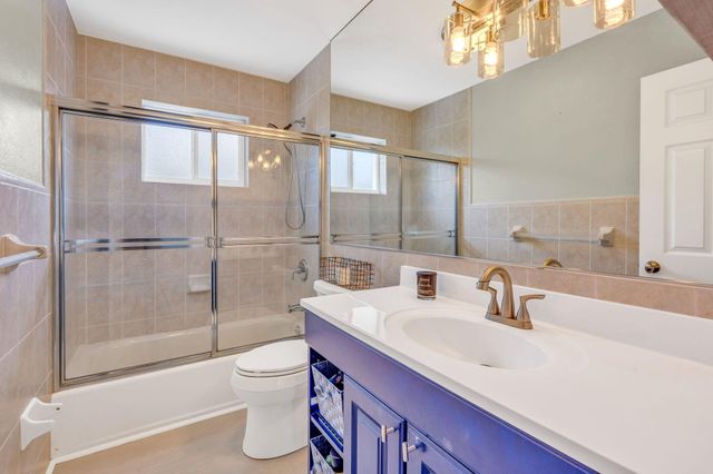 223 Treasure Harbor Drive, Plantation Key, FL 33036