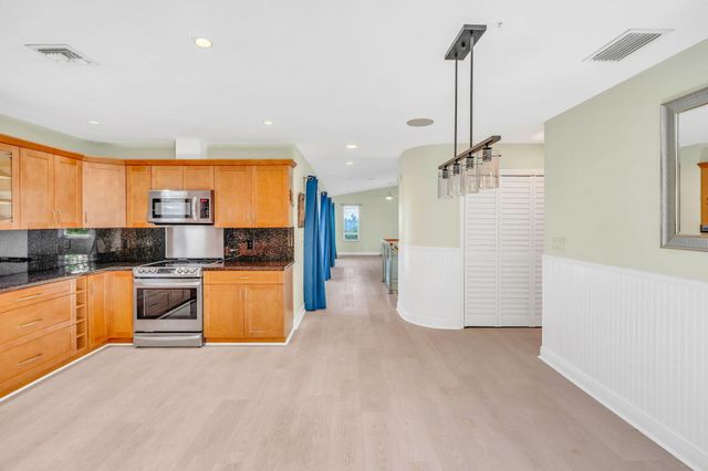 223 Treasure Harbor Drive, Plantation Key, FL 33036