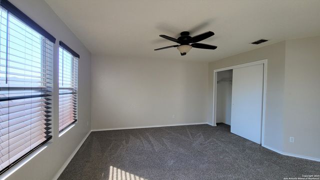9911 Amber Ledge, San Antonio, TX 78245