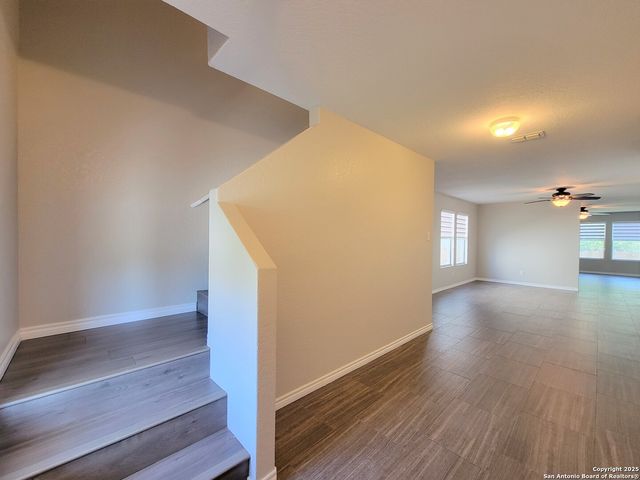 9911 Amber Ledge, San Antonio, TX 78245