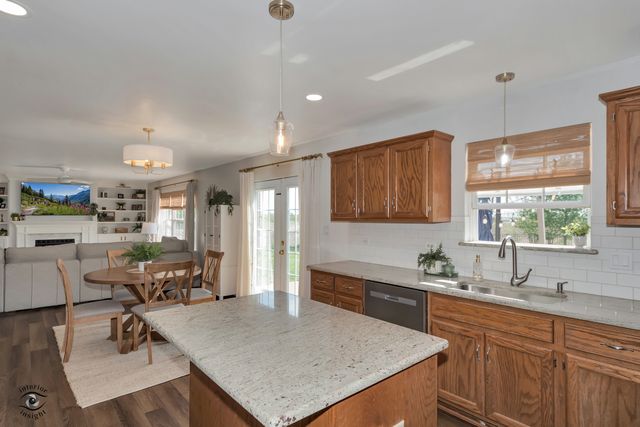 24518 Shawnee Lane, Manhattan, IL 60442