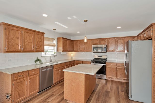 24518 Shawnee Lane, Manhattan, IL 60442