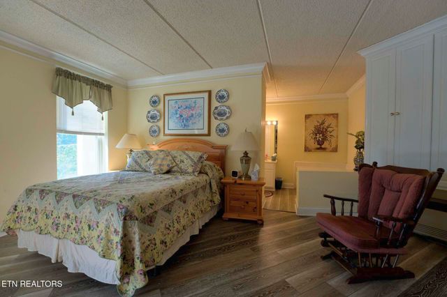 102 Baskins Creek Bypass 505, Gatlinburg, TN 37738