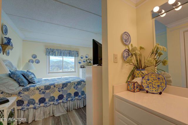 102 Baskins Creek Bypass 505, Gatlinburg, TN 37738