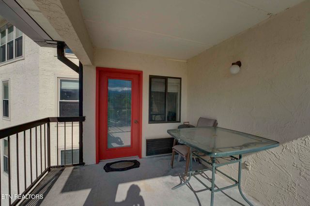 102 Baskins Creek Bypass 505, Gatlinburg, TN 37738