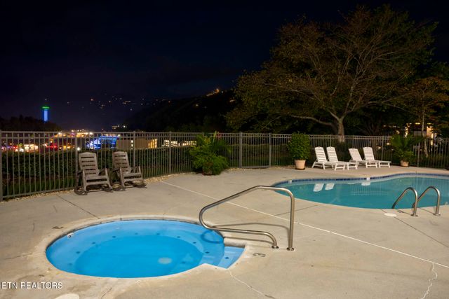 102 Baskins Creek Bypass 505, Gatlinburg, TN 37738