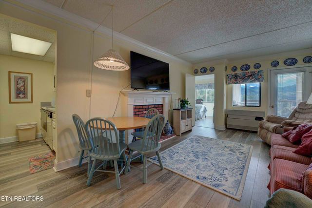 102 Baskins Creek Bypass 505, Gatlinburg, TN 37738