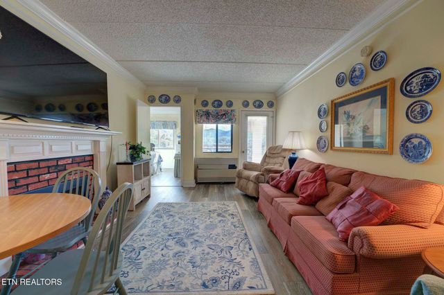 102 Baskins Creek Bypass 505, Gatlinburg, TN 37738