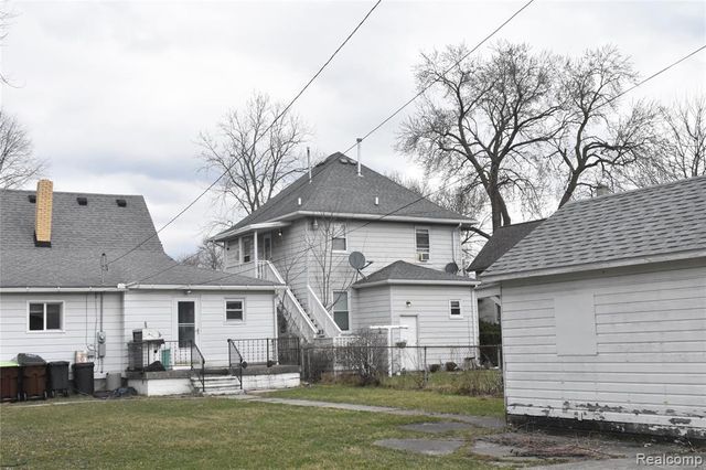 725 W 6th Street, Monroe, MI 48161