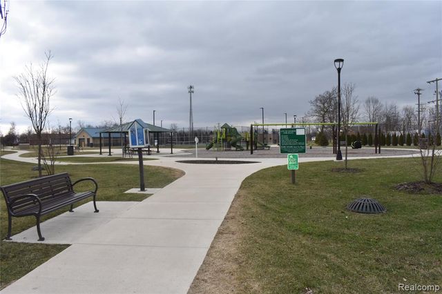 725 W 6th Street, Monroe, MI 48161