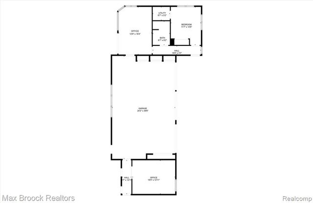 3333 W Shore Drive, Orchard Lake, MI 48324