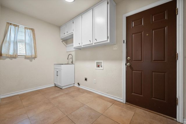 5309 77th Street, Lubbock, TX 79424