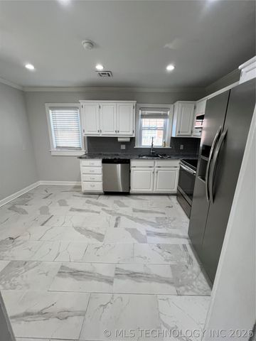 1240 S Birmingham Avenue, Tulsa, OK 74104