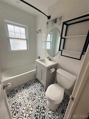 1240 S Birmingham Avenue, Tulsa, OK 74104