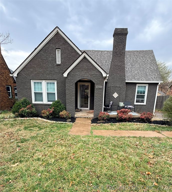 1240 S Birmingham Avenue, Tulsa, OK 74104