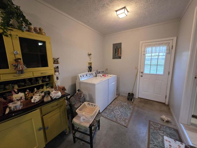 345 Plantation Avenue, Somerset, KY 42501