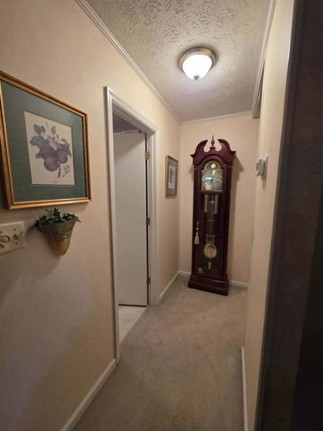 345 Plantation Avenue, Somerset, KY 42501