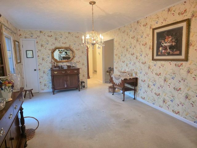 345 Plantation Avenue, Somerset, KY 42501