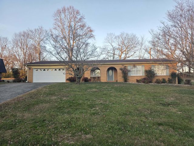 345 Plantation Avenue, Somerset, KY 42501