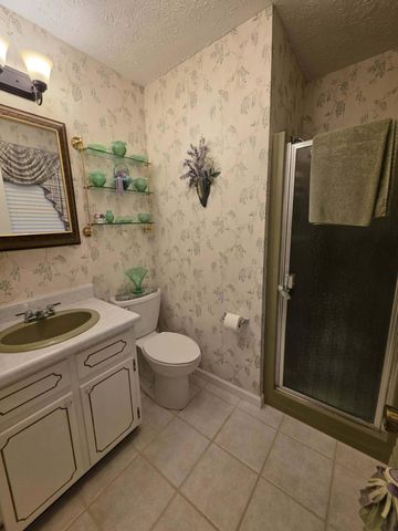 345 Plantation Avenue, Somerset, KY 42501