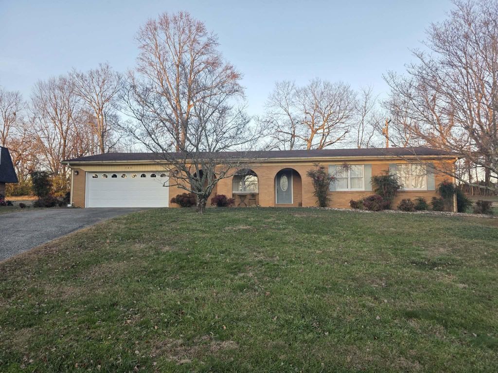 345 Plantation Avenue, Somerset, KY 42501