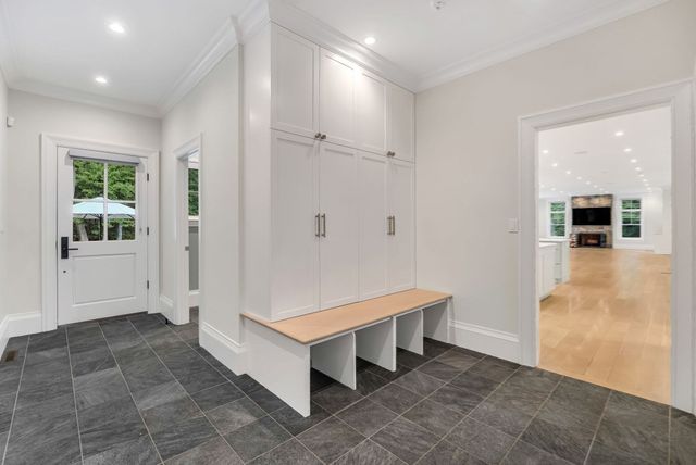 250 Country Drive, Weston, MA 02493