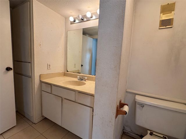 4001 Nasa Parkway 131, El Lago, TX 77586