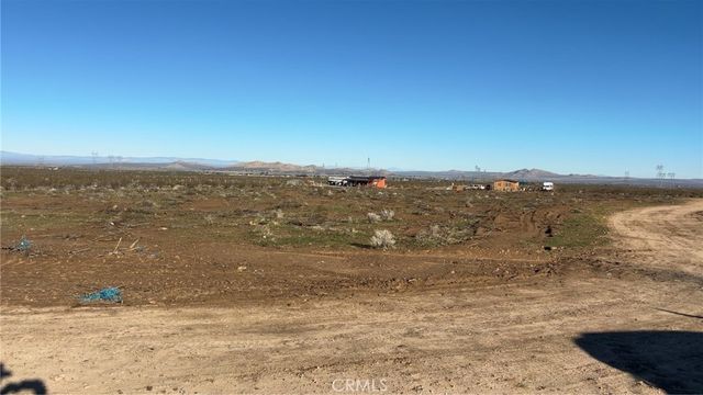 172 W Avenue U, Palmdale, CA 93551