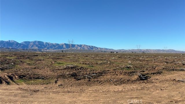 172 W Avenue U, Palmdale, CA 93551