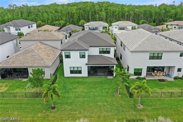 20281 Fair Oak LN, Estero, FL 33928