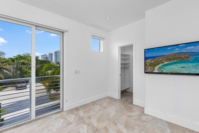 1000 SW 4th Avenue, Fort Lauderdale, FL 33315