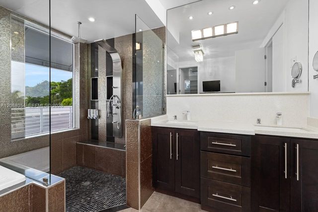 1000 SW 4th Avenue, Fort Lauderdale, FL 33315