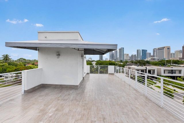 1000 SW 4th Avenue, Fort Lauderdale, FL 33315