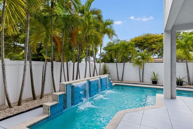 1000 SW 4th Avenue, Fort Lauderdale, FL 33315