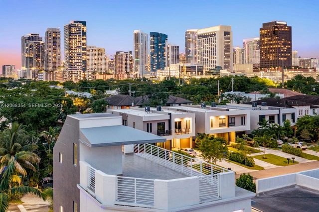 1000 SW 4th Avenue, Fort Lauderdale, FL 33315