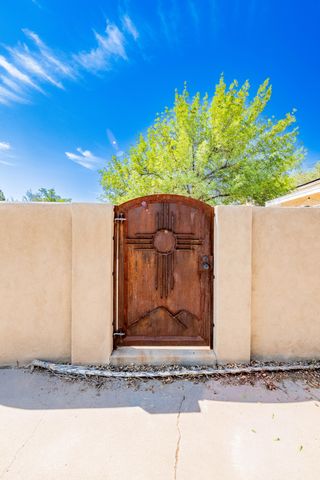 515 Graceland Drive SE, Albuquerque, NM 87108