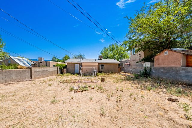 515 Graceland Drive SE, Albuquerque, NM 87108